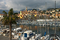 Vieux Port, Menton (Alpes-Maritimes)